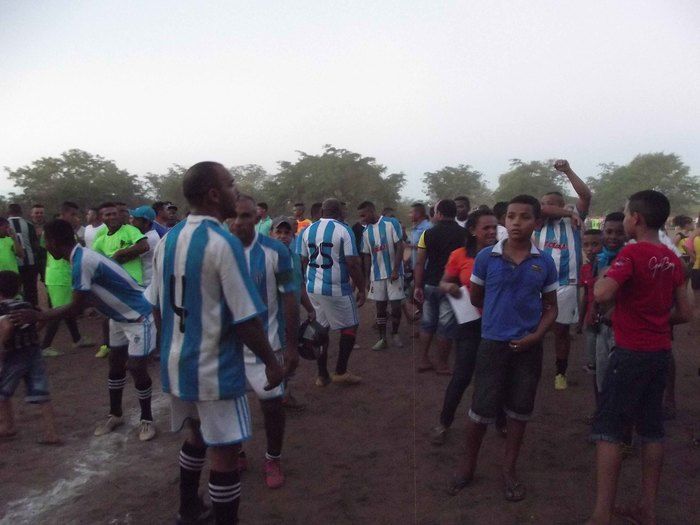 Resultado final dos campeonatos masculino e feminino de futebol - Imagem 77