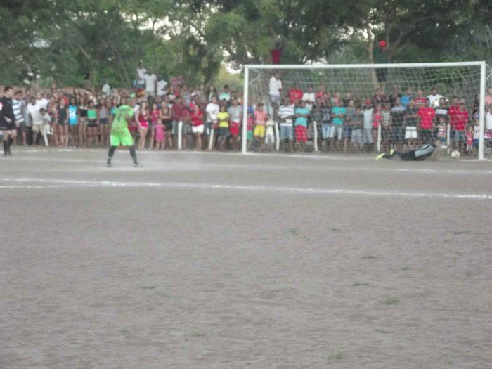 Resultado final dos campeonatos masculino e feminino de futebol - Imagem 67