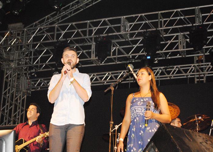 Praça lota e público interage com Gal Costa, na sexta de festival - Imagem 45