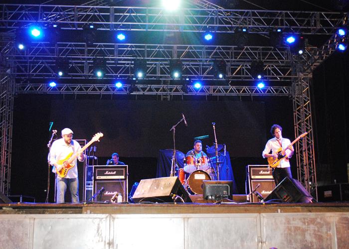 Praça lota e público interage com Gal Costa, na sexta de festival - Imagem 68