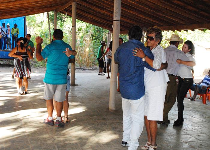 Praça lota e público interage com Gal Costa, na sexta de festival - Imagem 10
