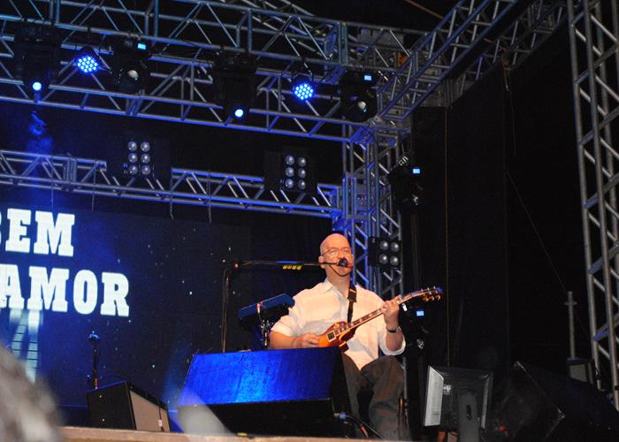 Público vai a loucura com a participação do Paralamas do Sucesso - Imagem 97