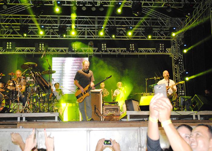 Público vai a loucura com a participação do Paralamas do Sucesso - Imagem 69