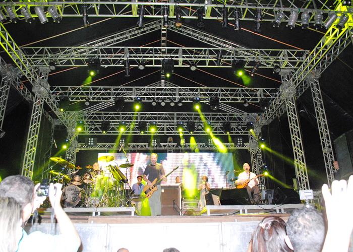 Público vai a loucura com a participação do Paralamas do Sucesso - Imagem 79