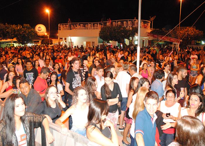 Público vai a loucura com a participação do Paralamas do Sucesso - Imagem 11