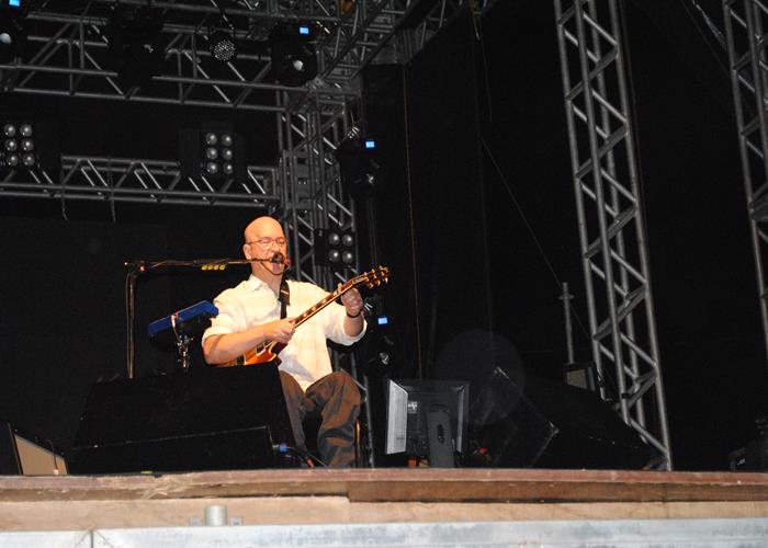 Público vai a loucura com a participação do Paralamas do Sucesso - Imagem 96