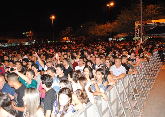 Público vai a loucura com a participação do Paralamas do Sucesso - Imagem 47