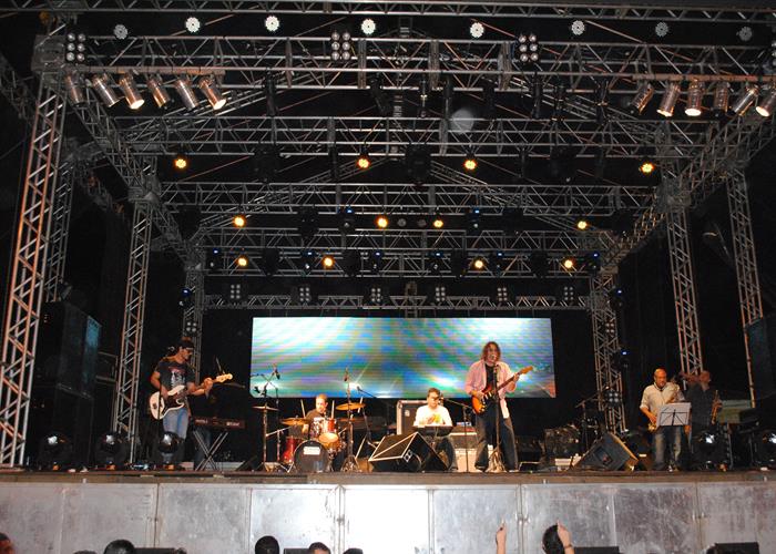 Público vai a loucura com a participação do Paralamas do Sucesso - Imagem 50