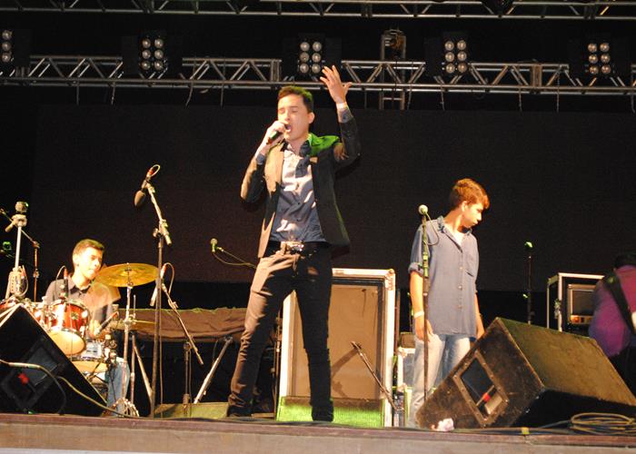 Público vai a loucura com a participação do Paralamas do Sucesso - Imagem 23