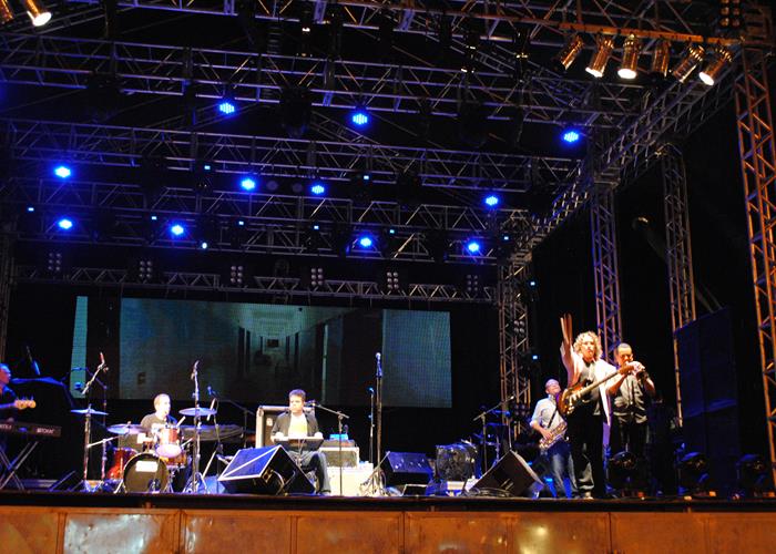 Público vai a loucura com a participação do Paralamas do Sucesso - Imagem 31