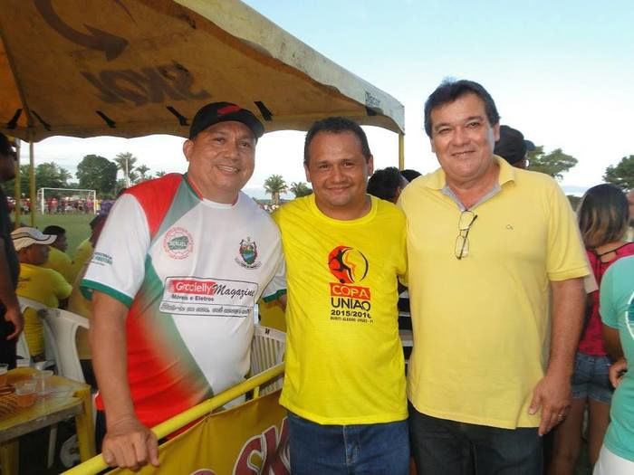 Gustavo Medeiros prestigia a final da Copa União em Buriti Alegre - Imagem 1