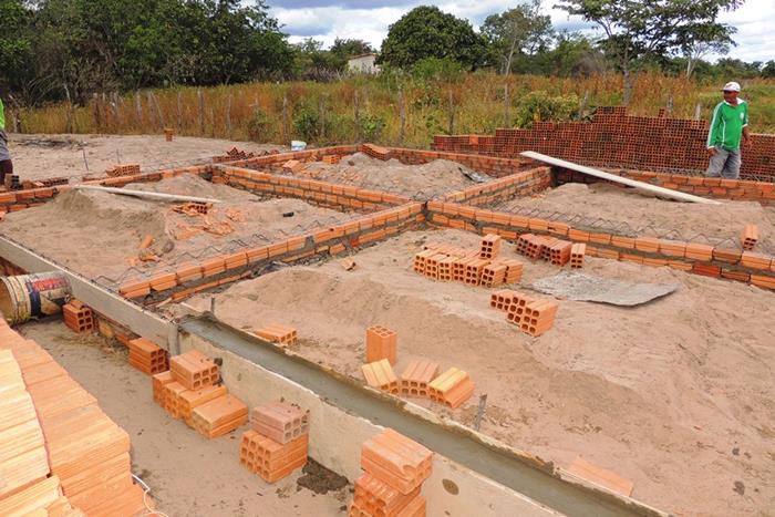 Dona Oncinha, breve estará com a família morando em sua casa - Imagem 10