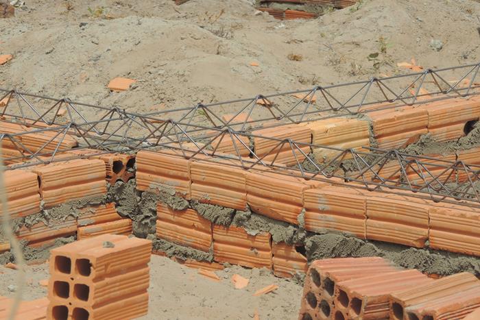 Dona Oncinha, breve estará com a família morando em sua casa - Imagem 15