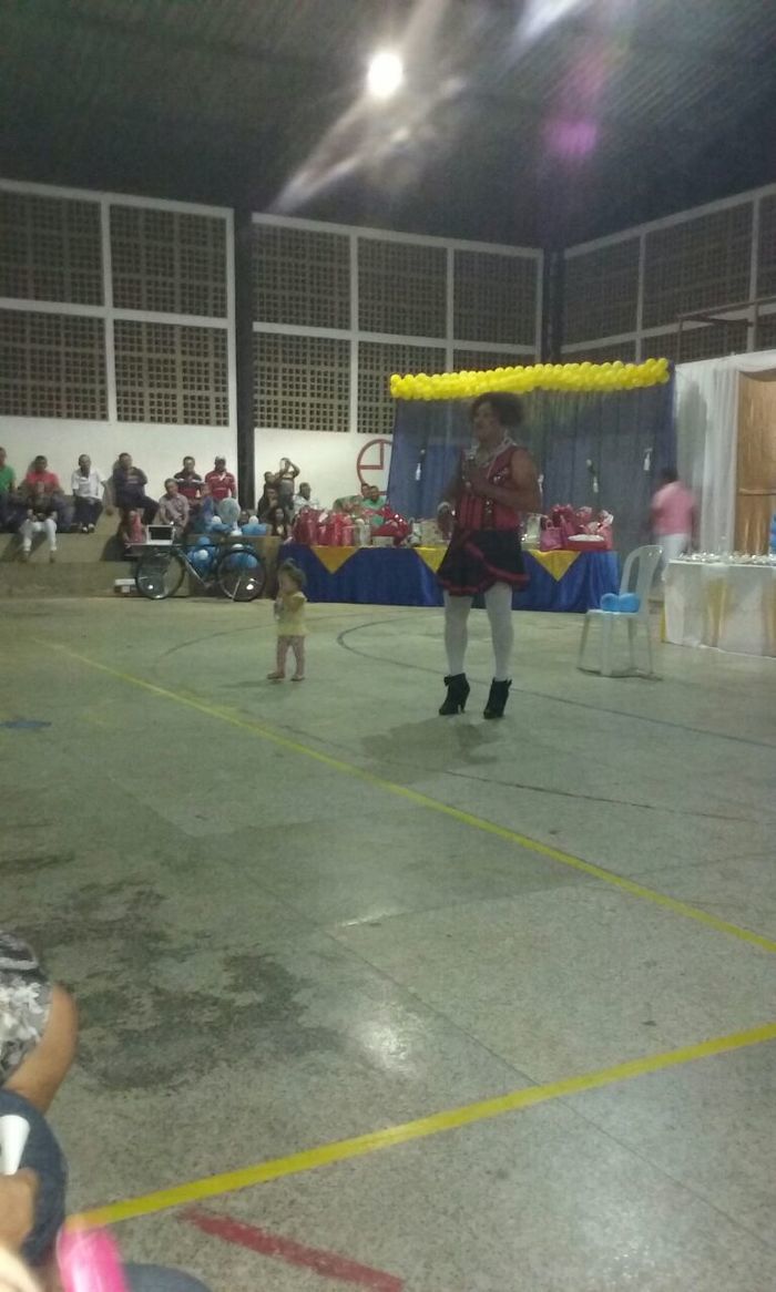 Secretaria Municipal de Educação realiza festa em homenagem as Mães - Imagem 22