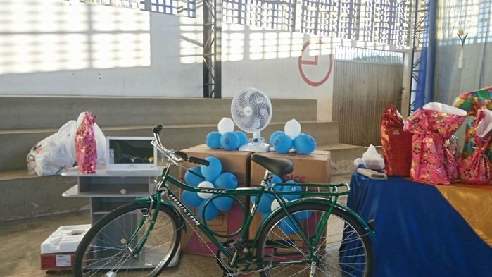 Secretaria Municipal de Educação realiza festa em homenagem as Mães - Imagem 4