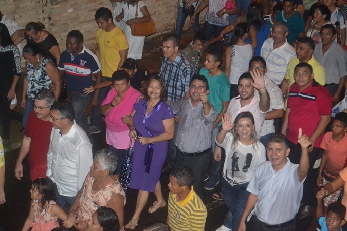 Multidão acompanha a procissão de Santo Antonio em Campo Maior  - Imagem 4