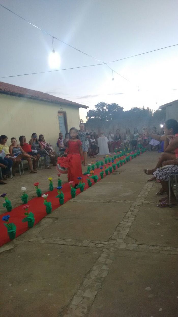 Escolas homenageiam as mães dos alunos - Imagem 12