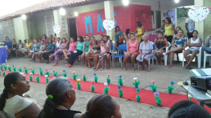 Escolas homenageiam as mães dos alunos - Imagem 38