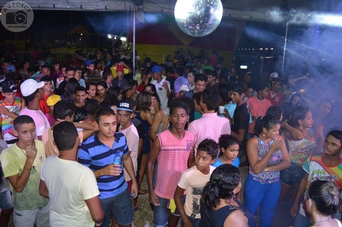 Djeddy levou a galera ao delírio na tenda eletrônica  - Imagem 13