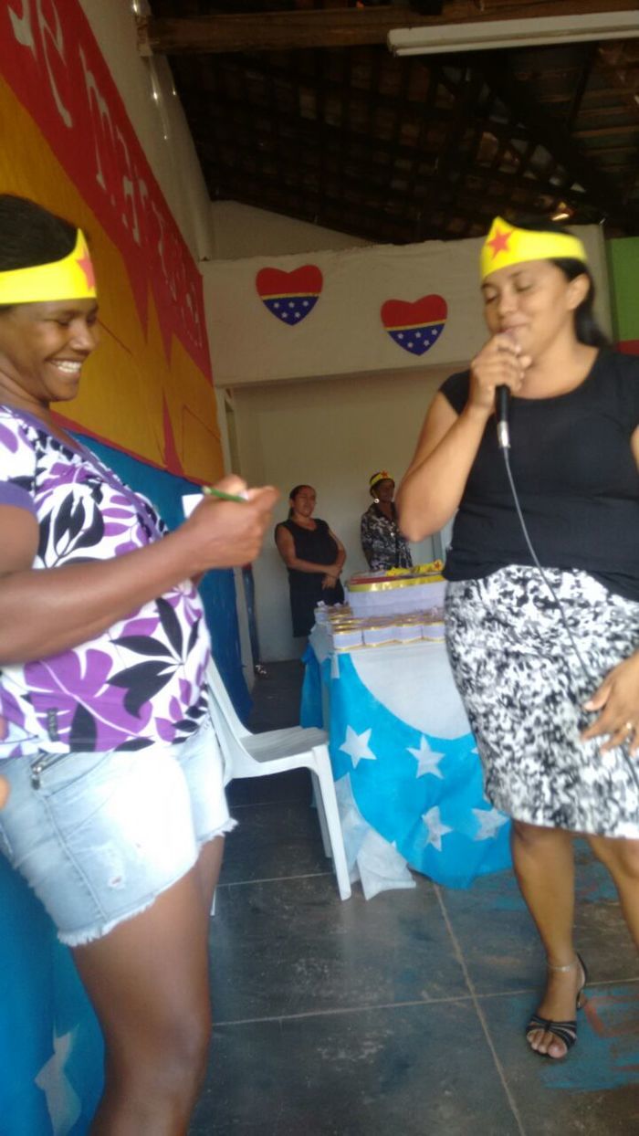 Escolas homenageiam as mães dos alunos - Imagem 43