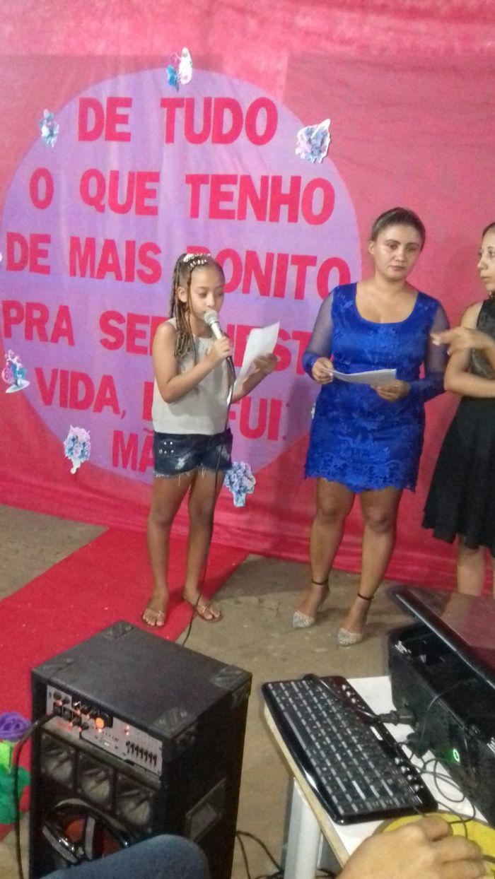 Escolas homenageiam as mães dos alunos - Imagem 34