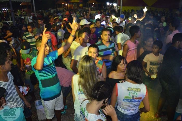 Djeddy levou a galera ao delírio na tenda eletrônica  - Imagem 3