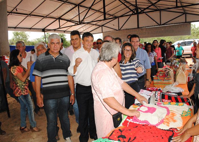 Feira da Economia Solidária atrai grande público  - Imagem 35