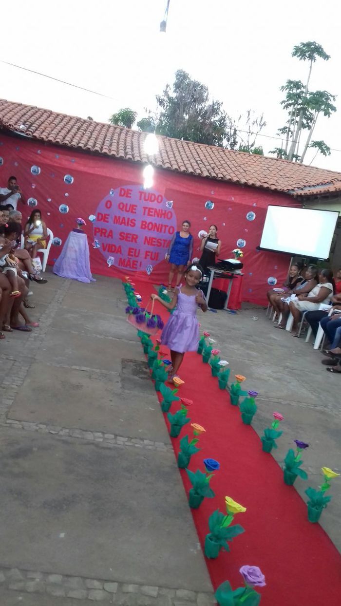 Escolas homenageiam as mães dos alunos - Imagem 16