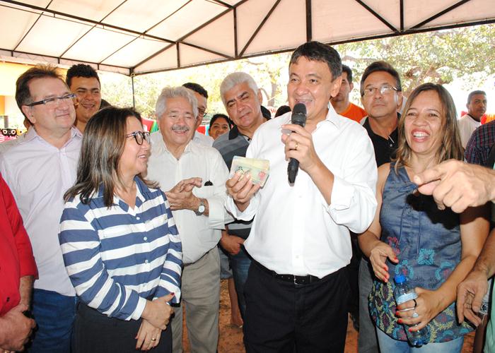 Feira da Economia Solidária atrai grande público  - Imagem 52