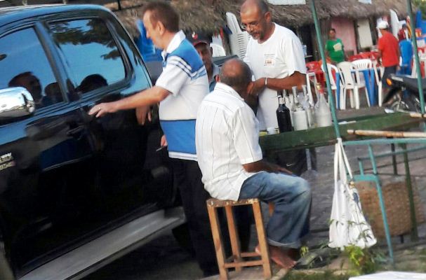 Ex-prefeito João Félix troca socos em bar na Praça Bona Primo - Imagem 4