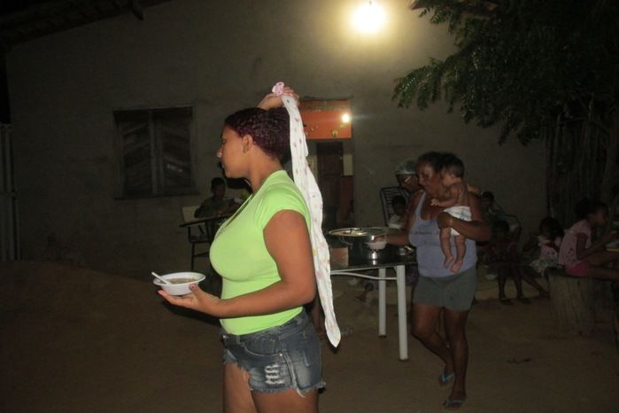 Policia do 18º BPM Realiza Ação Social nos Bairros de Água Branca - Imagem 12