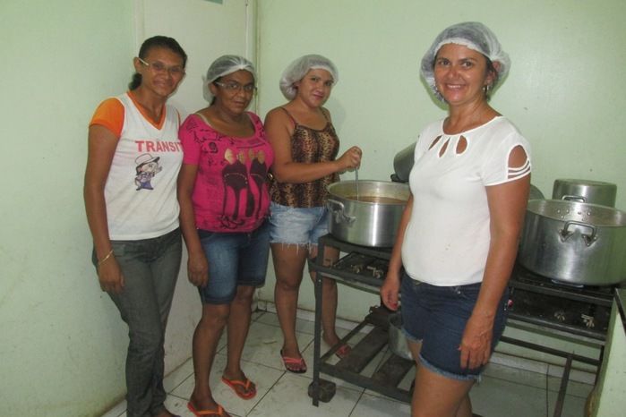 Policia do 18º BPM Realiza Ação Social nos Bairros de Água Branca - Imagem 1