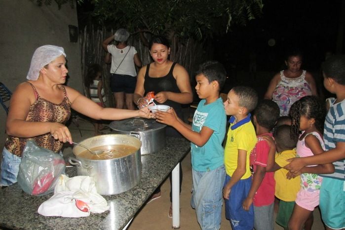 Policia do 18º BPM Realiza Ação Social nos Bairros de Água Branca - Imagem 4