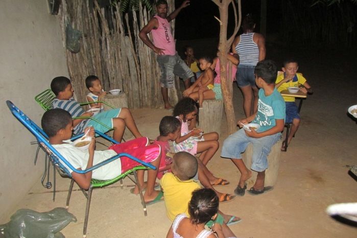 Policia do 18º BPM Realiza Ação Social nos Bairros de Água Branca - Imagem 8