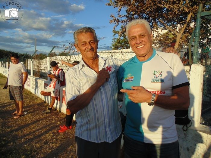 Fotos e autógrafos fizeram alegria dos fãs de Roberto Dinamite - Imagem 48