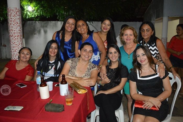 Ex atleta Roberto Dinamite e amigos é recepcionado com um jantar  - Imagem 3