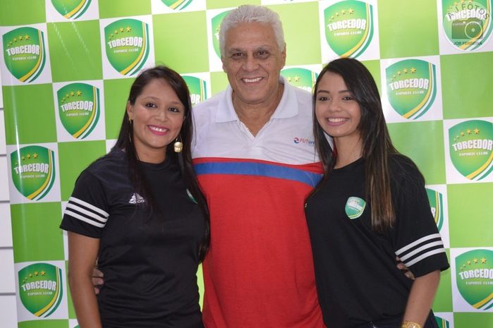 Fotos e autógrafos fizeram alegria dos fãs de Roberto Dinamite - Imagem 32