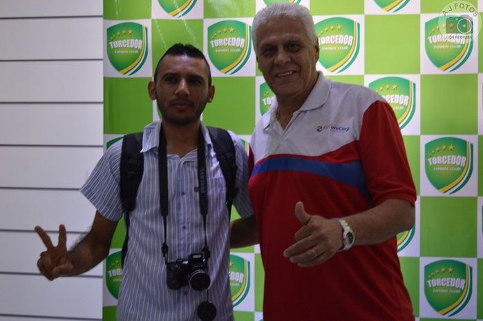 Fotos e autógrafos fizeram alegria dos fãs de Roberto Dinamite - Imagem 34