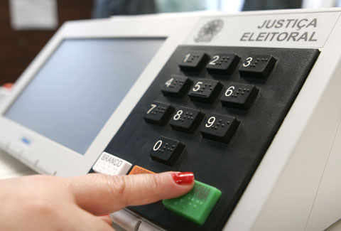 Instituto divulga pesquisa com intenção de votos para Valença  - Imagem 1