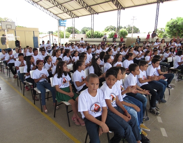 Alunos do PROERD recebem certificados e premiações - Imagem 1