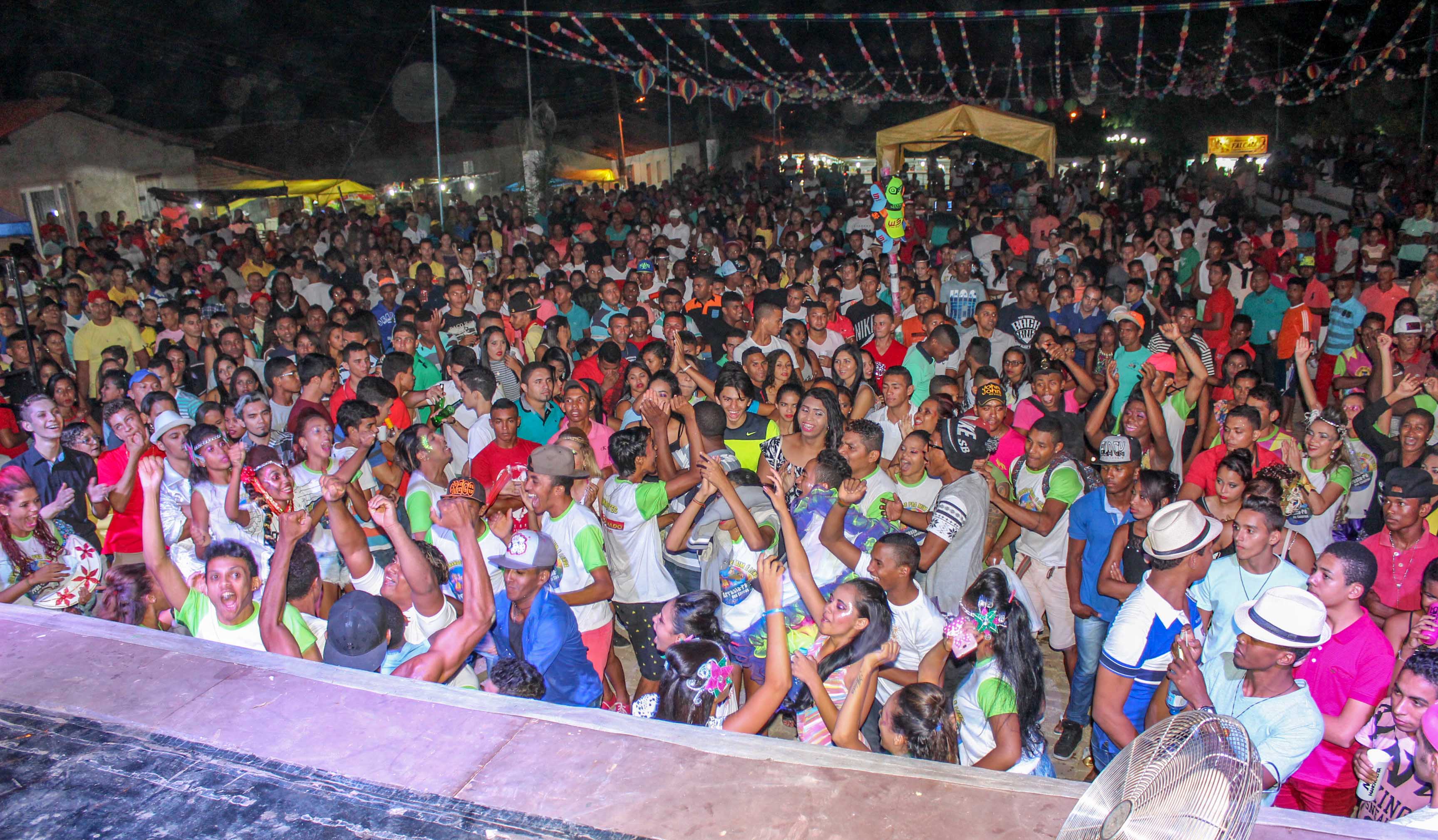 Veja como foi o Show da Farra da Gordinha em Francinópolis