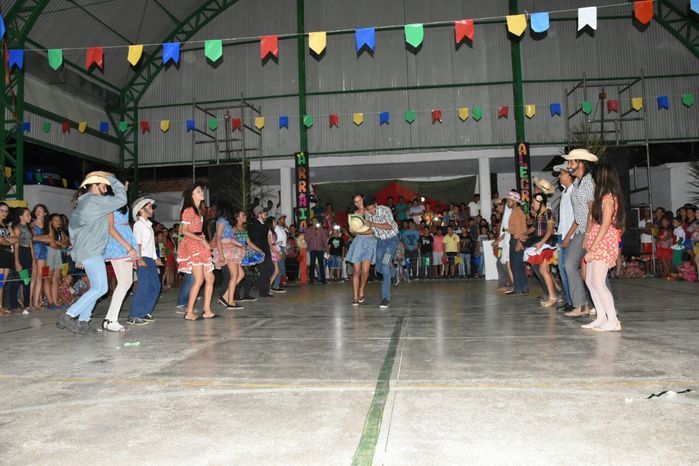 Prefeitura de Alegrete realiza com sucesso o III Arraiá da Alegria - Imagem 18