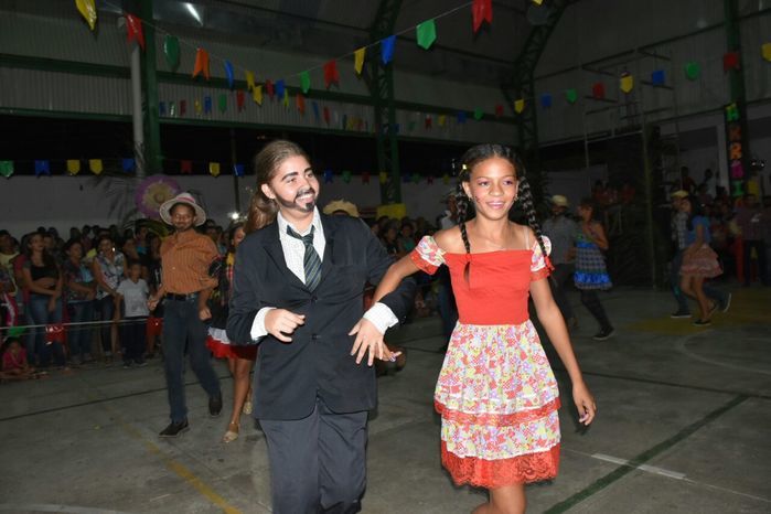 Prefeitura de Alegrete realiza com sucesso o III Arraiá da Alegria - Imagem 23