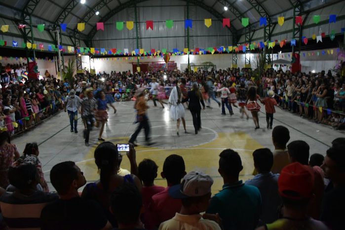 Prefeitura de Alegrete realiza com sucesso o III Arraiá da Alegria - Imagem 38