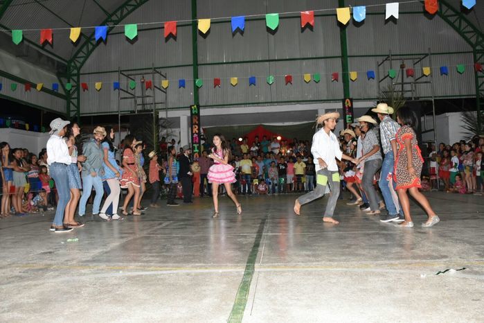 Prefeitura de Alegrete realiza com sucesso o III Arraiá da Alegria - Imagem 25