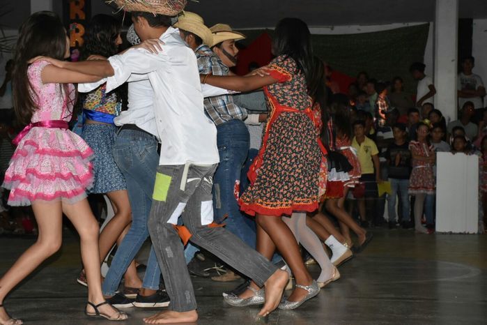 Prefeitura de Alegrete realiza com sucesso o III Arraiá da Alegria - Imagem 36