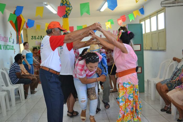 CRAS realiza festa junina para idosos do grupo Viva Idade - Imagem 63