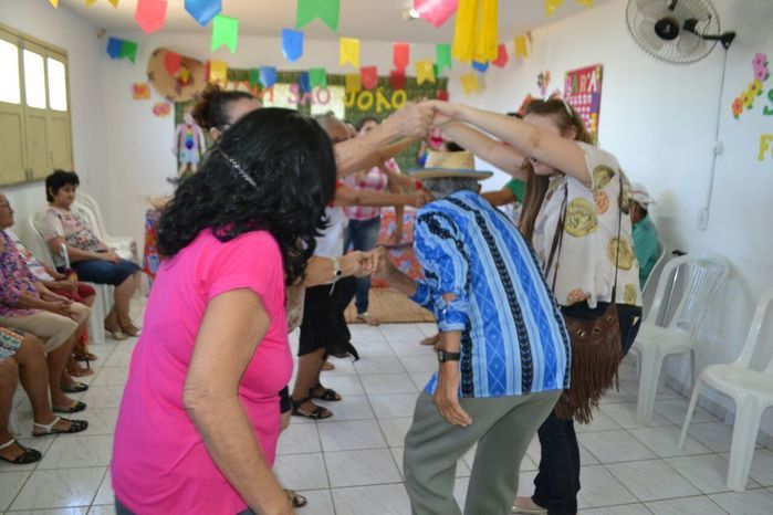 CRAS realiza festa junina para idosos do grupo Viva Idade - Imagem 13