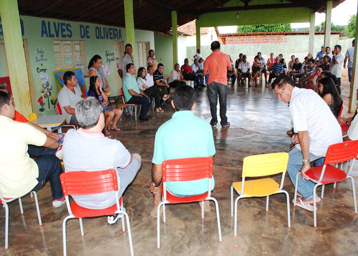 Moradores apelam para prefeitura resolver problema de água          - Imagem 10
