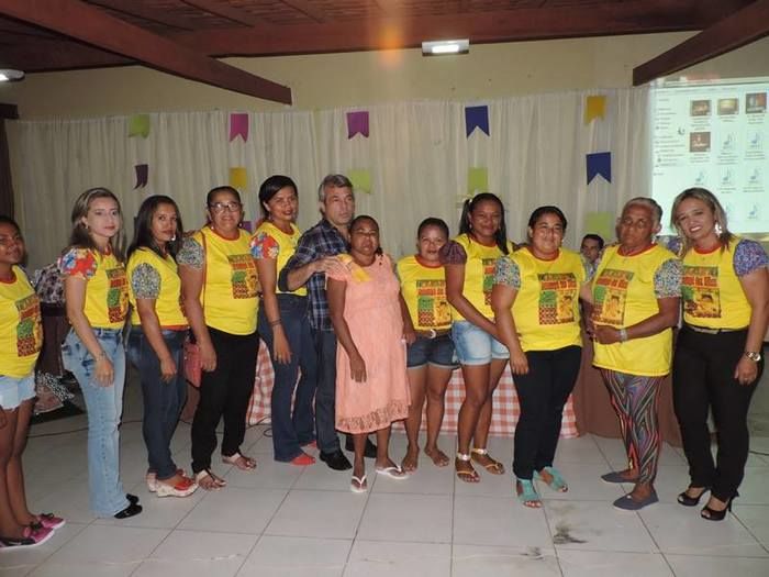 Mães do Bairro Matadouro são homenageadas - Imagem 10